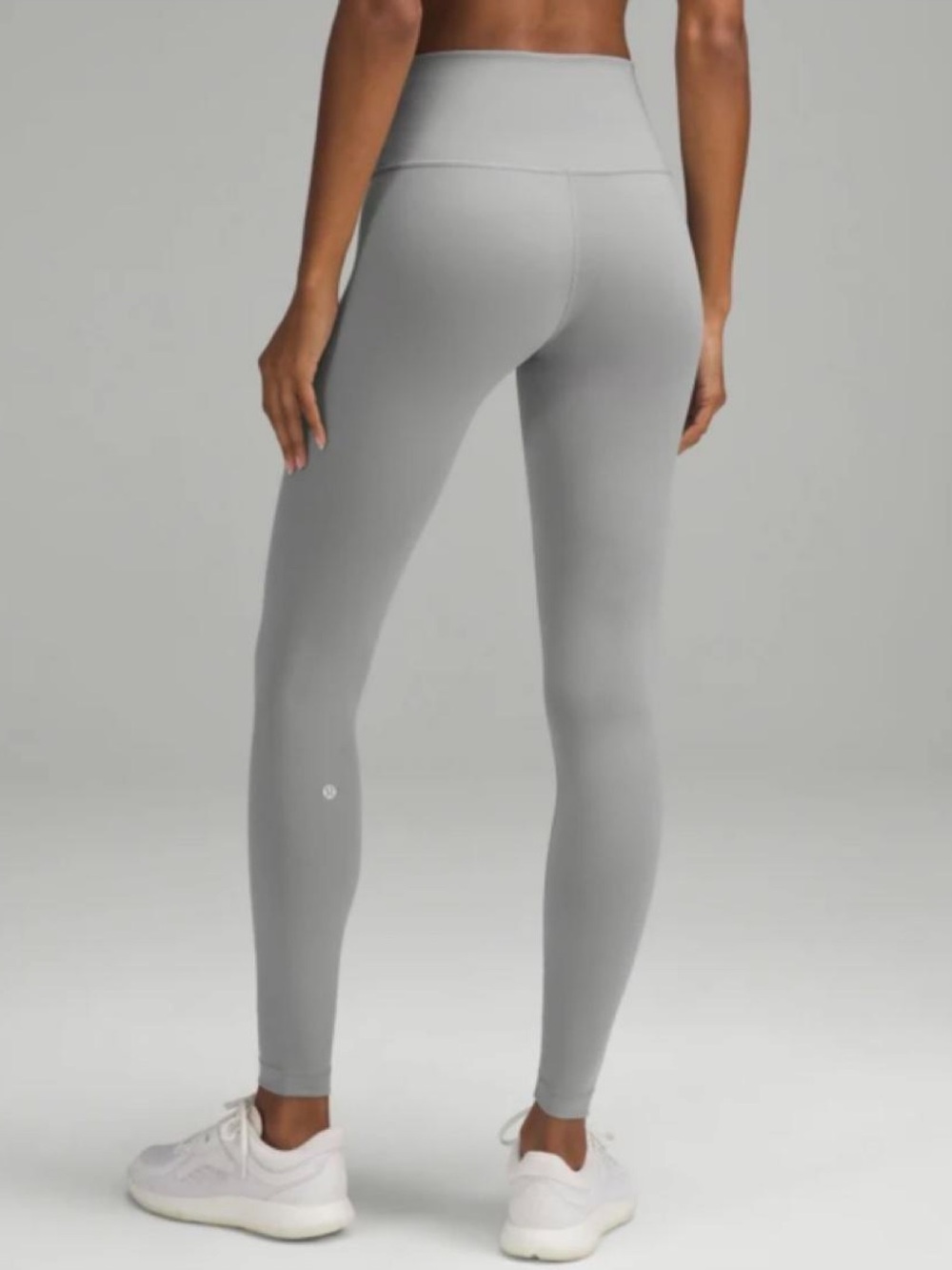 Lululemon Wunder Train Leggings in Light Gray